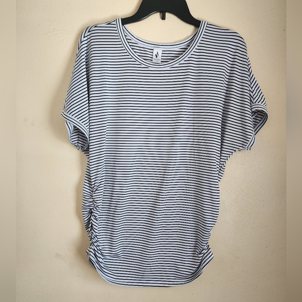 Woman's Skechers Shirt